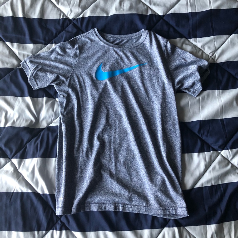 Boys XL Nike T-shirt.